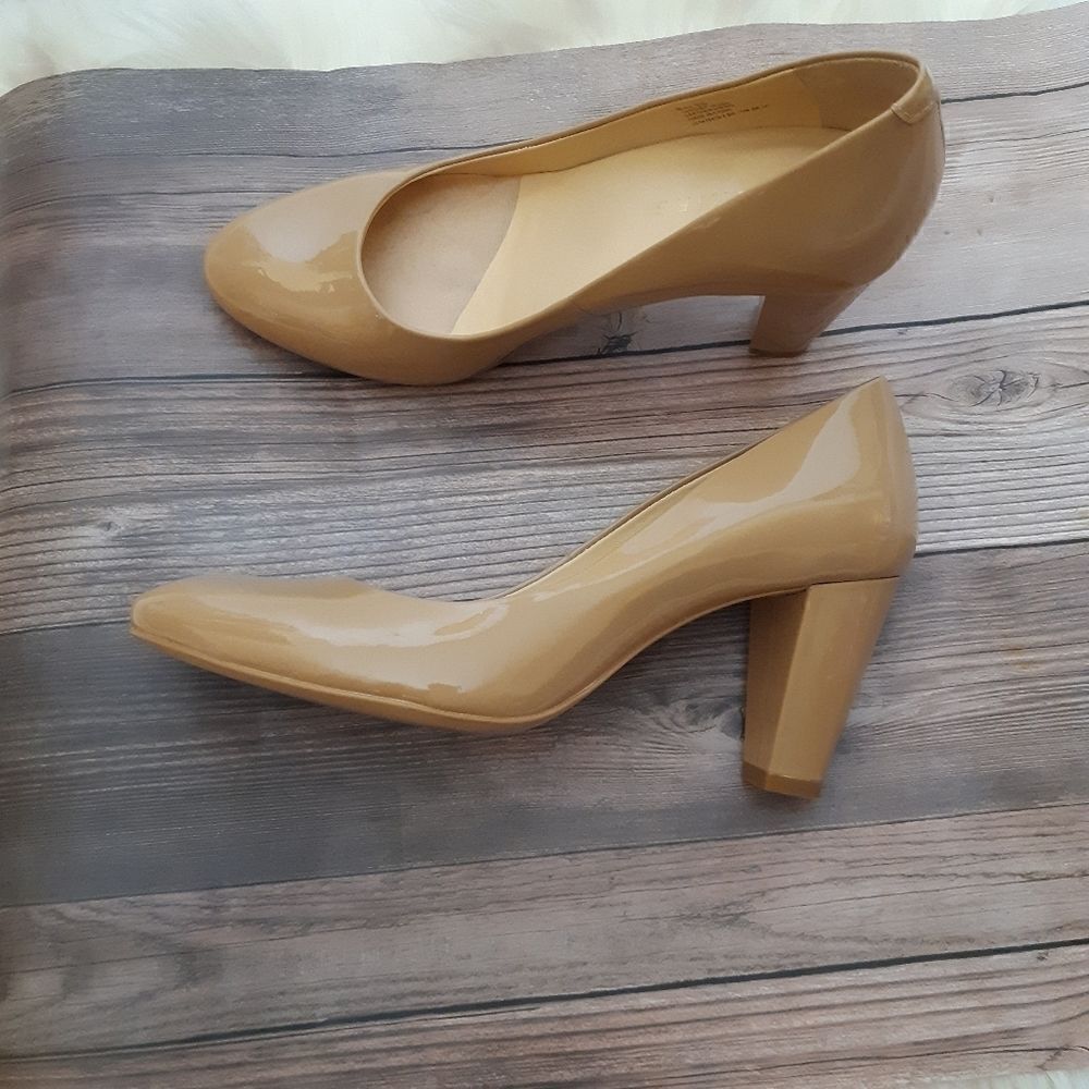 ‎Ukies pumps